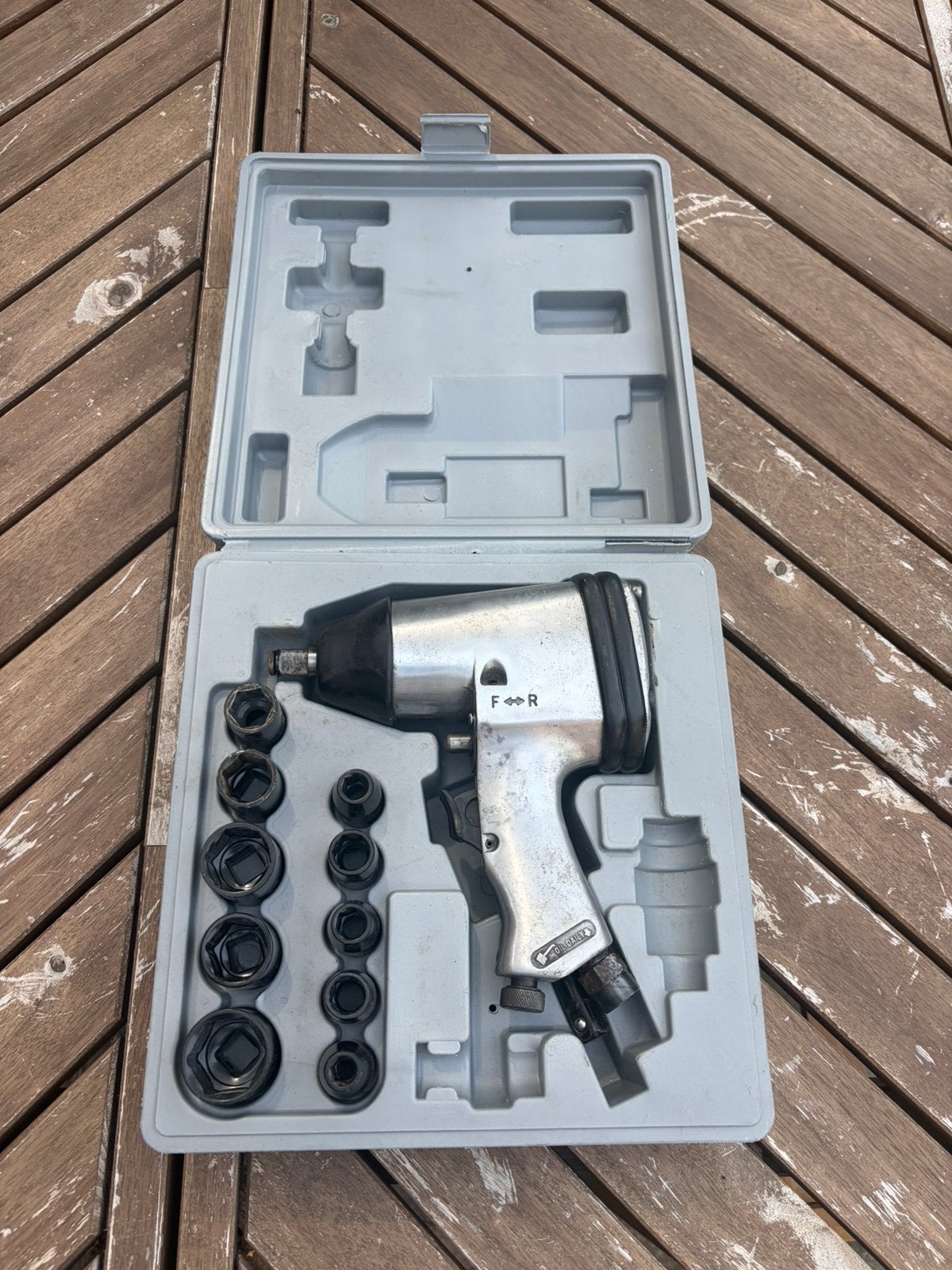 Pneumatische slagmoersleutel tbv compressor IZGST, Ophalen of Verzenden, Zo goed als nieuw