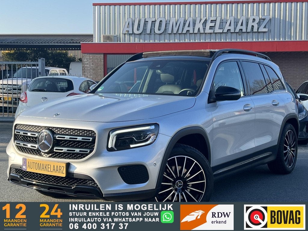 Mercedes-Benz GLB 200 PANO SFEER ELEK.TREKHAAK CARPLAY, Auto's, Mercedes-Benz, 12 maanden, Gebruikt, 4 cilinders, Leder en Stof