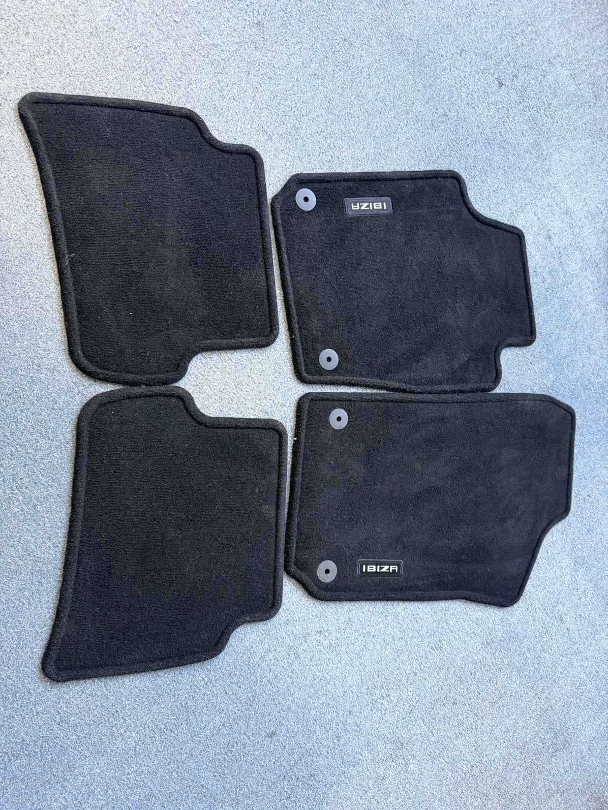 Original SEAT Ibiza vloermatten, Ophalen, Zo goed als nieuw