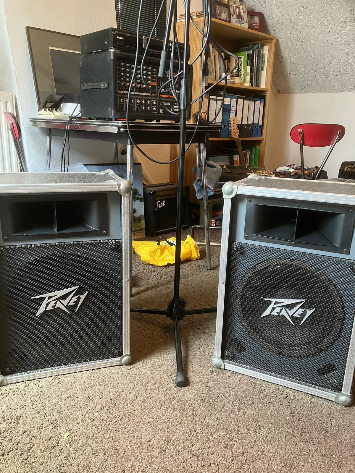 Peavey speakers, Ophalen, Zo goed als nieuw, Minder dan 500 watt
