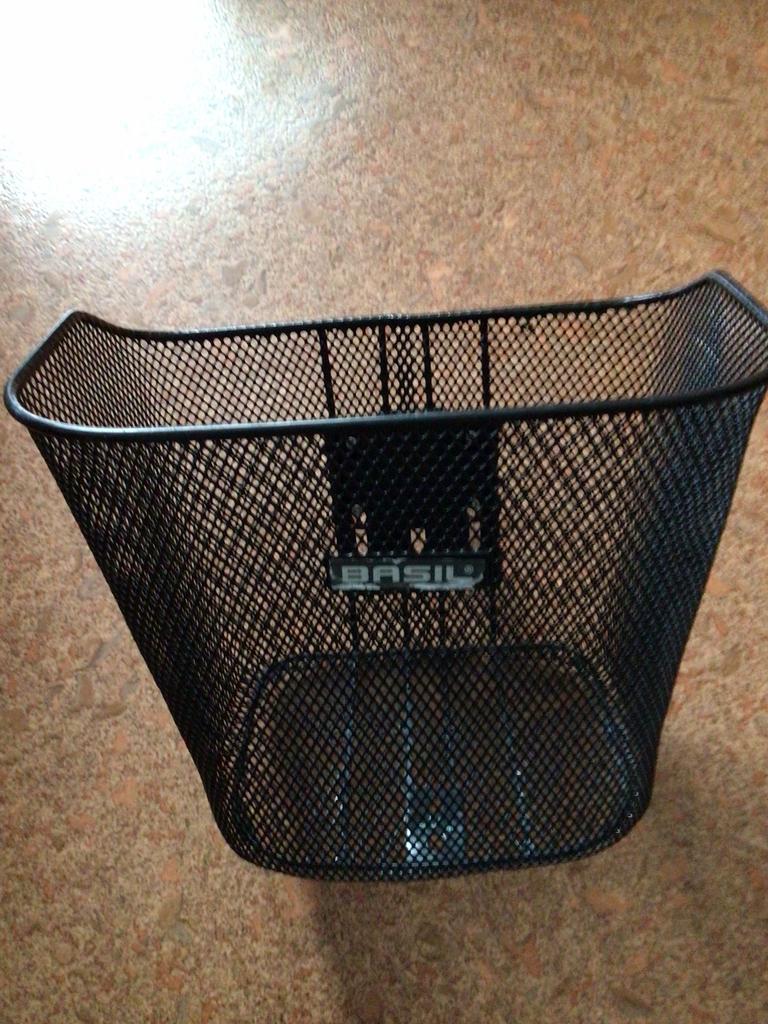 Fietsmand met stuurprn bevesteging ,max 5 kg.👍, Ophalen, Zo goed als nieuw, Fietsmand, Stuurbevestiging
