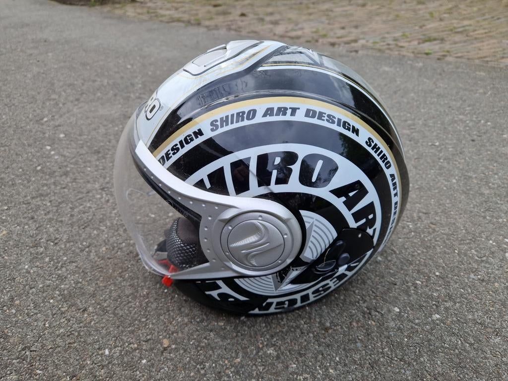 Shiro helm maat M, Ophalen of Verzenden