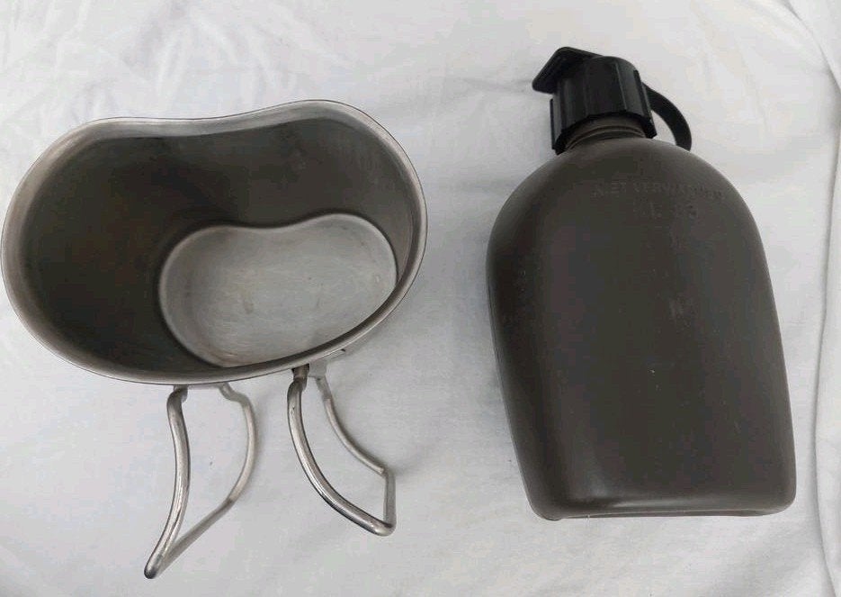 Veldfles set met stalen mok, Ophalen of Verzenden, Landmacht, Nederland, Overige typen