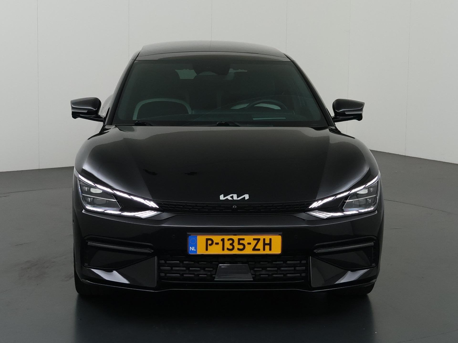 Kia EV6 GT-Line 77.4 kWh | SOH 95% | Trekhaak | Panoramadak, Auto's, Automaat, Achterwielaandrijving, Gebruikt, Beige