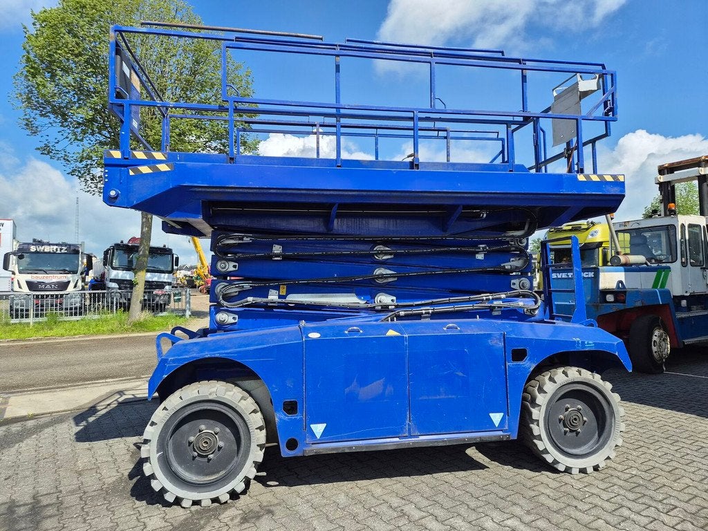 PB PB S175-19E, Ruwterrein 4x4 Schaarhoogwerker, Jaar 2014,, Zakelijke goederen, Machines en Bouw | Liften, Steigers en Ladders