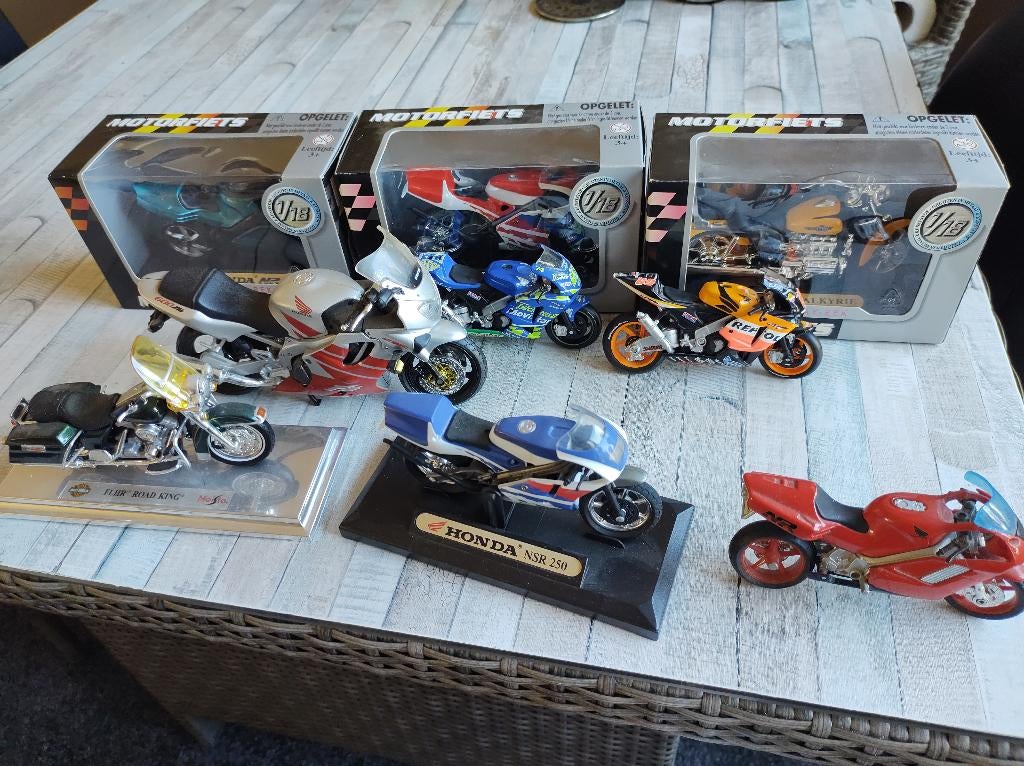Diverse Motorfiets Modellen, schaal 1 : 18. Heel Mooi!, Ophalen of Verzenden, Zo goed als nieuw, Groter dan 1:32