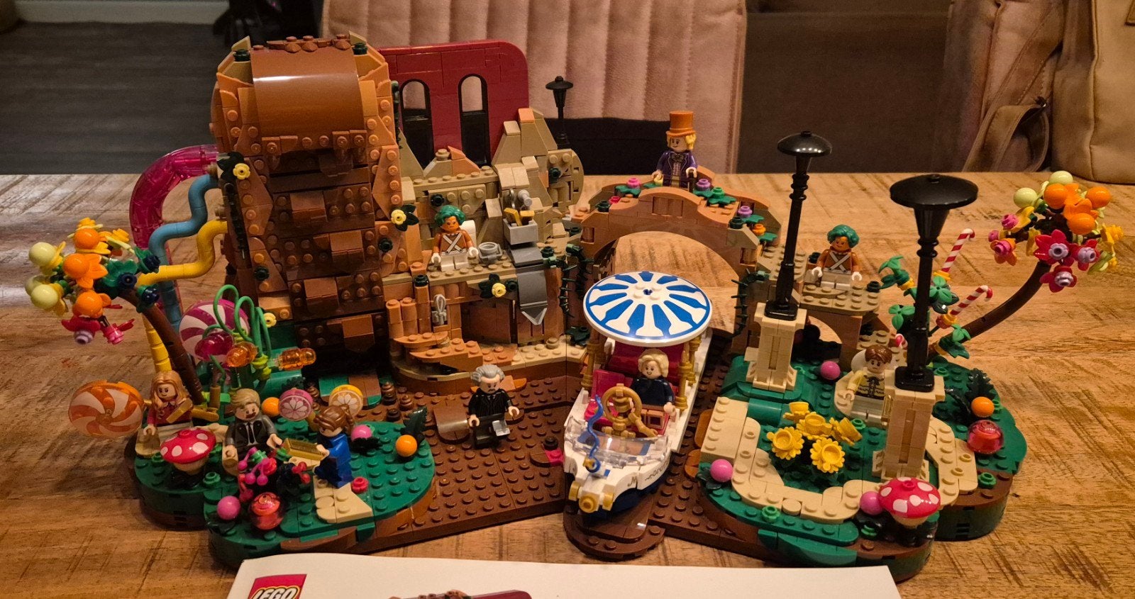 LEGO 21360 Willy Wonka & de Chocoladefabriek *COMPLEET*, Ophalen of Verzenden, Zo goed als nieuw