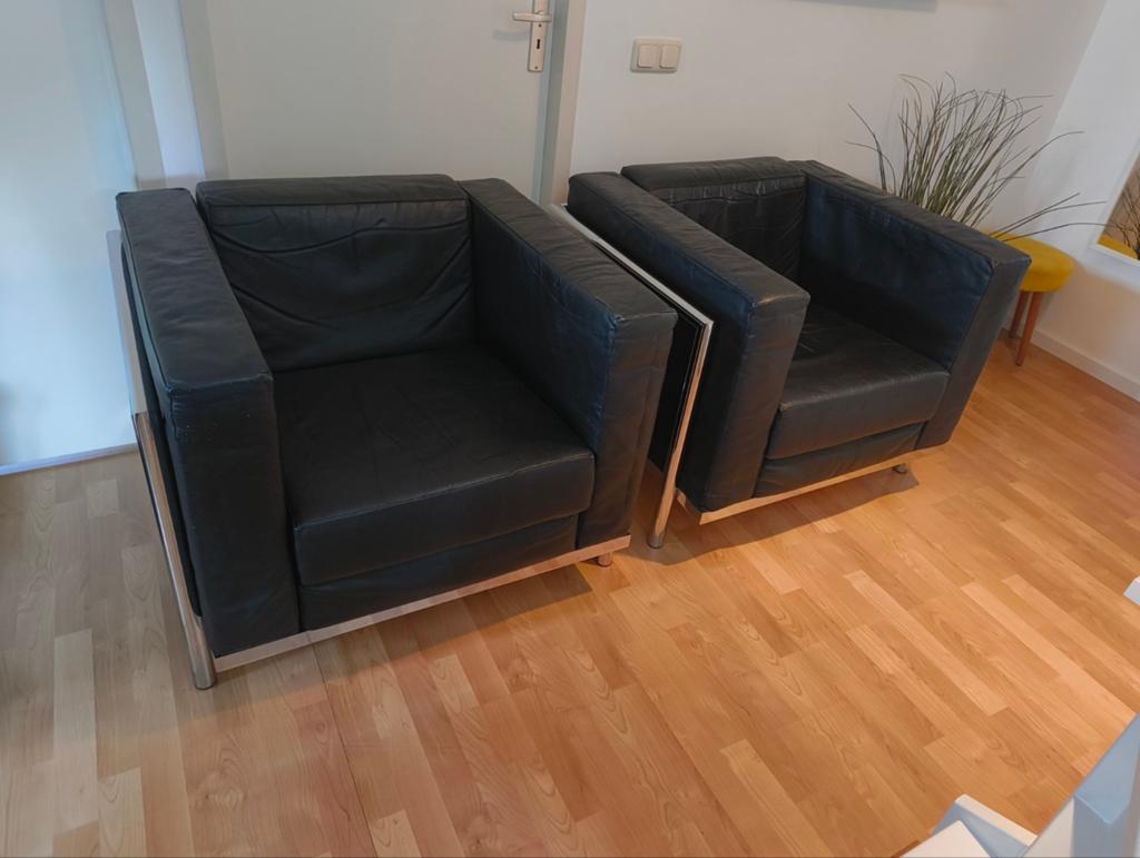 2 boxfeauteuils Le Corbusier-stijl (gebruikte staat), Huis en Inrichting, Fauteuils, Ophalen, Gebruikt, 75 tot 100 cm, 75 tot 100 cm