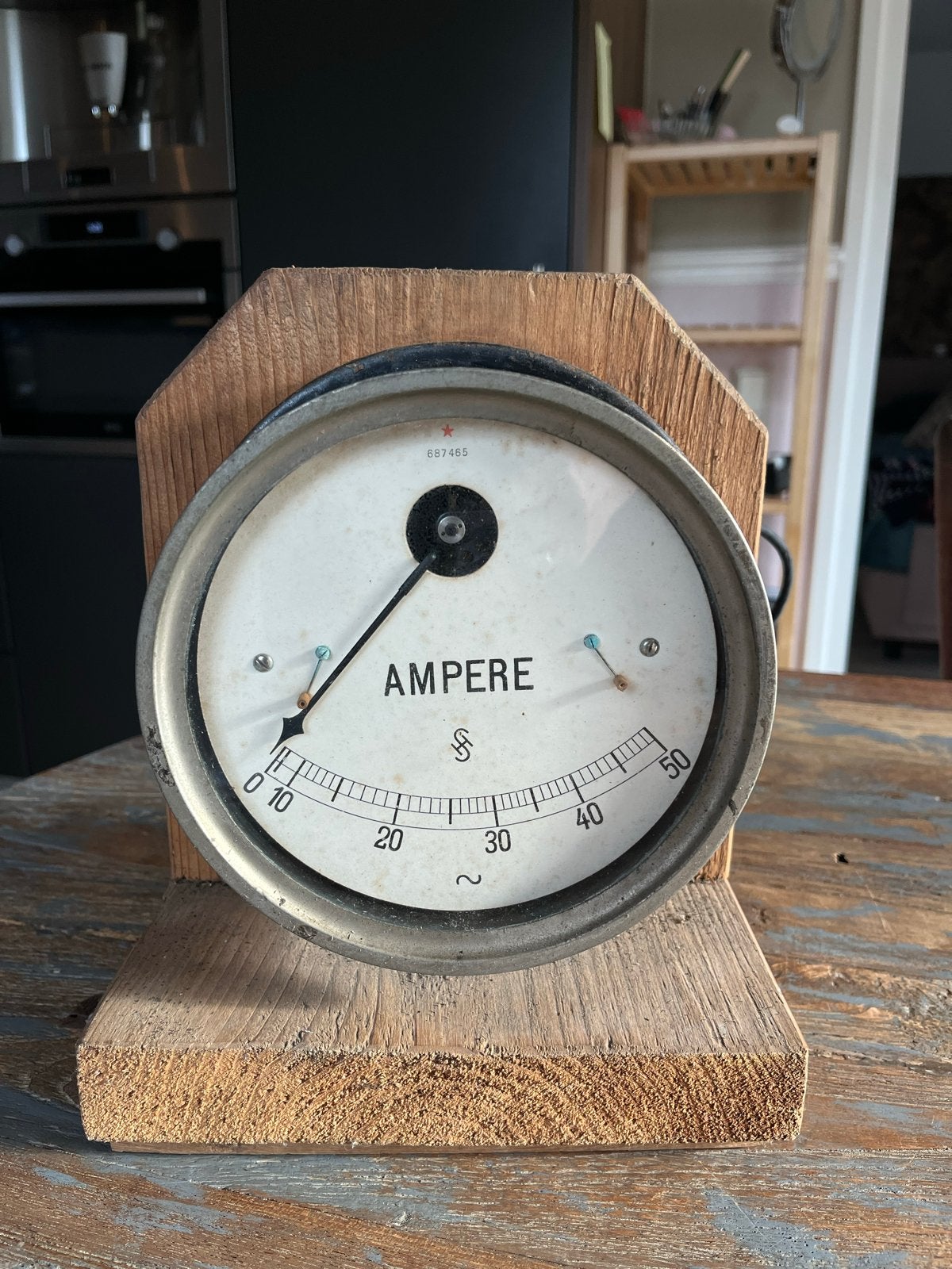 Vintage Ampèremeter op Houten Standaard - Decoratief, Antiek en Kunst, Ophalen of Verzenden