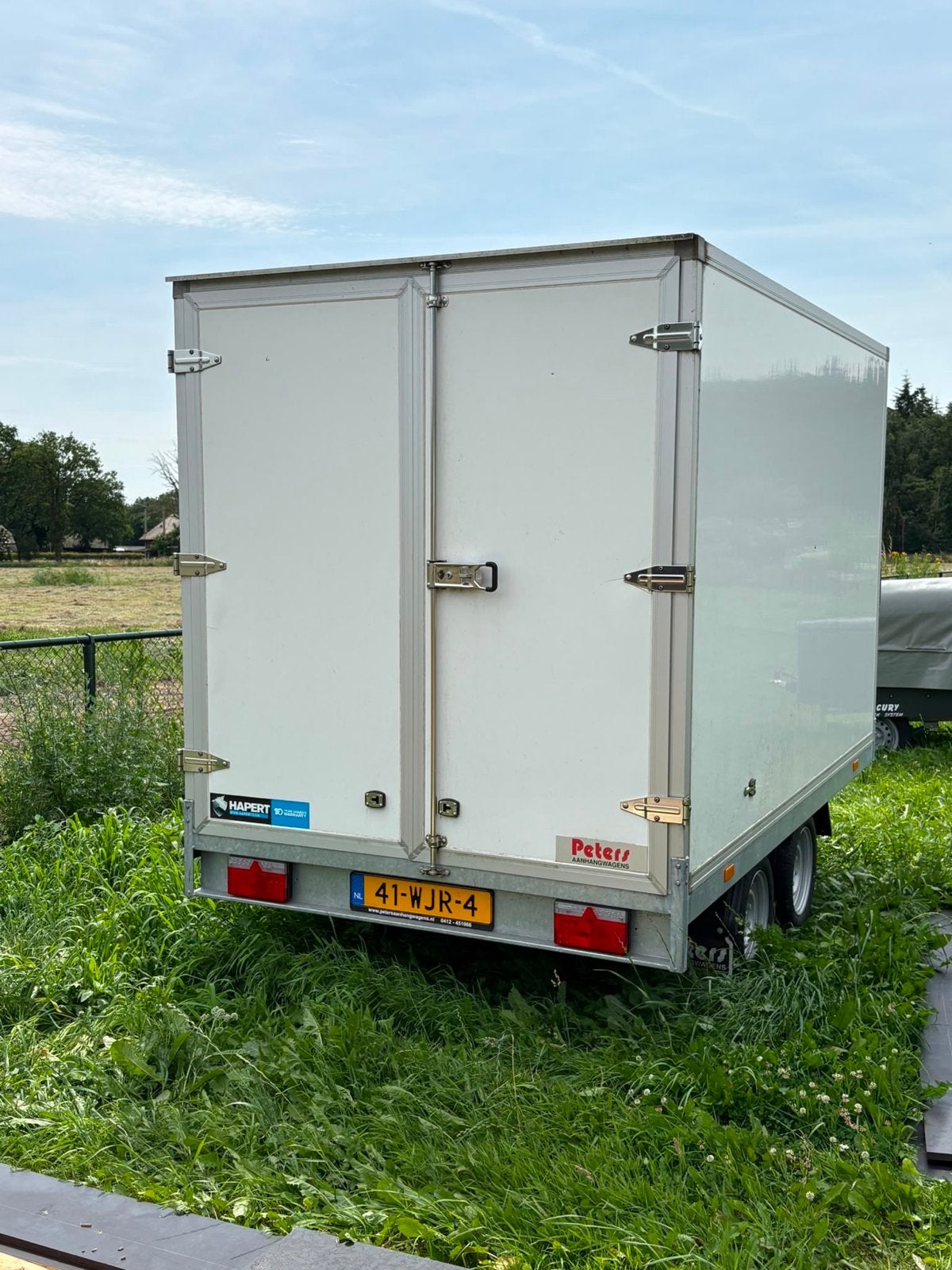 Hapert Gesloten Aanhangwagen, Ophalen, Gebruikt