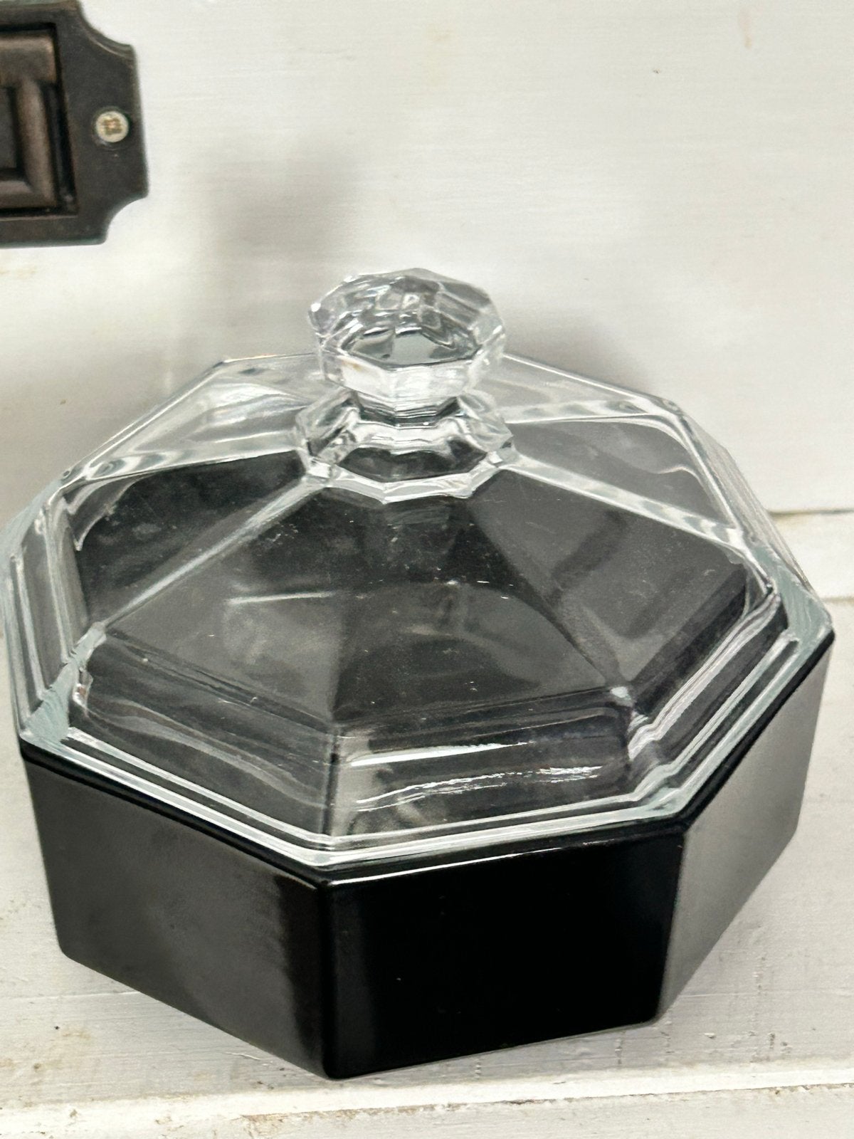 Vintage Zwart Glazen Bonbondoosje met Deksel, Ophalen of Verzenden