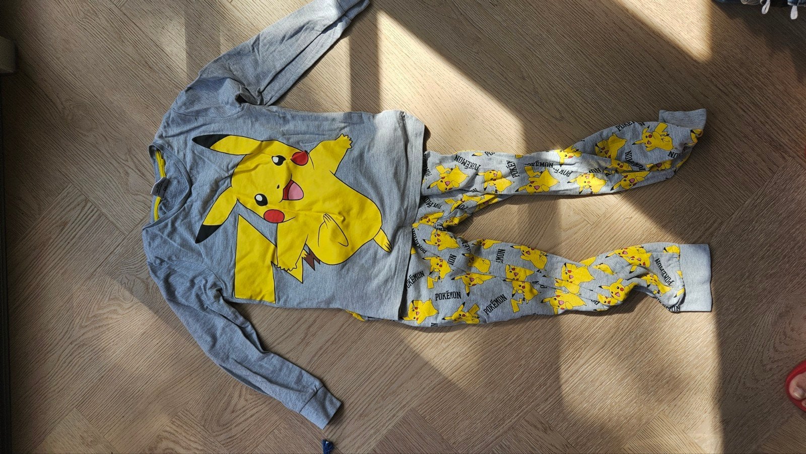 Pokemon Pikachu Pyjama voor Kinderen - Maat 140 (10 jaar), Nacht- of Onderkleding, Gebruikt, Pokemon, Jongen of Meisje