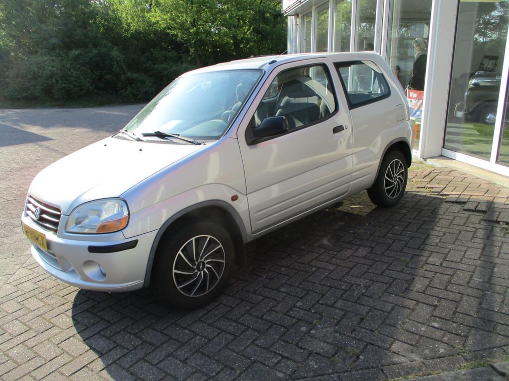 Suzuki Ignis 1.3-16V GS APK mei 2027! (bj 2002), Auto's, Suzuki, Voorwielaandrijving, 83 pk, Stof, Gebruikt