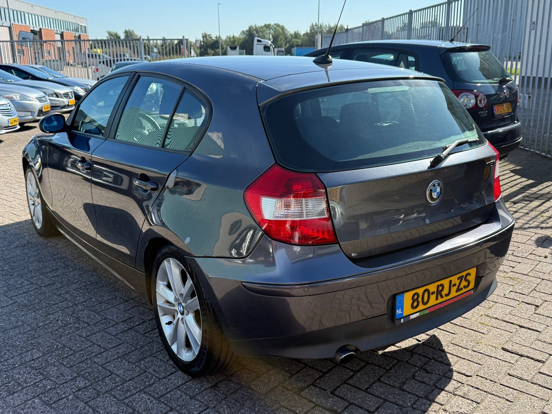 BMW 1-serie 118i High Executive Automaat Airco, Auto's, Achterwielaandrijving, 4 cilinders, 129 pk, Origineel Nederlands