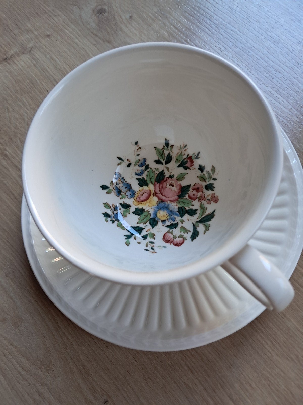 Wedgwood Conway theekop en schotel, Antiek en Kunst, Ophalen of Verzenden
