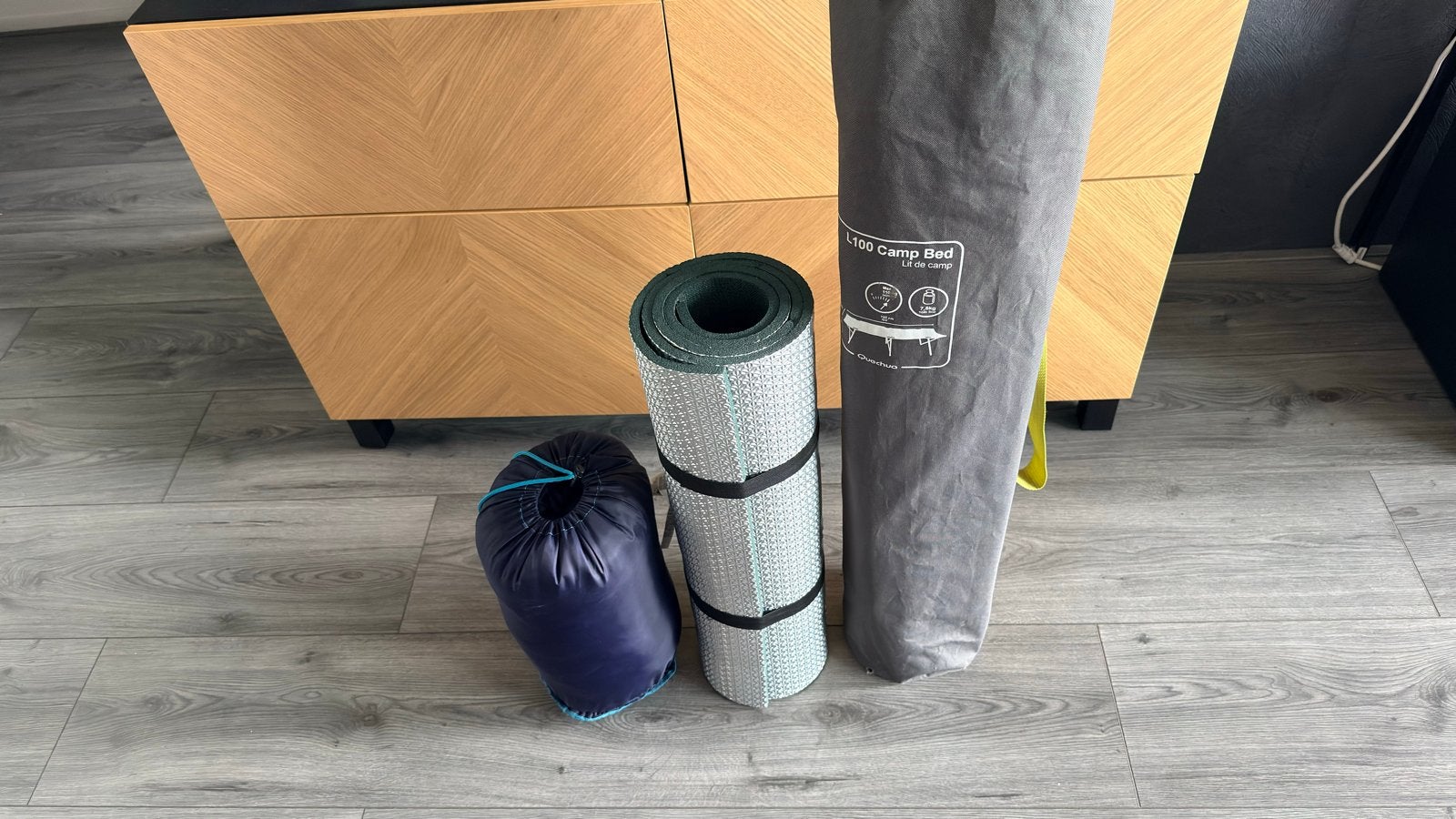 Decathlon Veldbed, Warmtematje en Slaapzak - Complete Set, Ophalen of Verzenden, Zo goed als nieuw