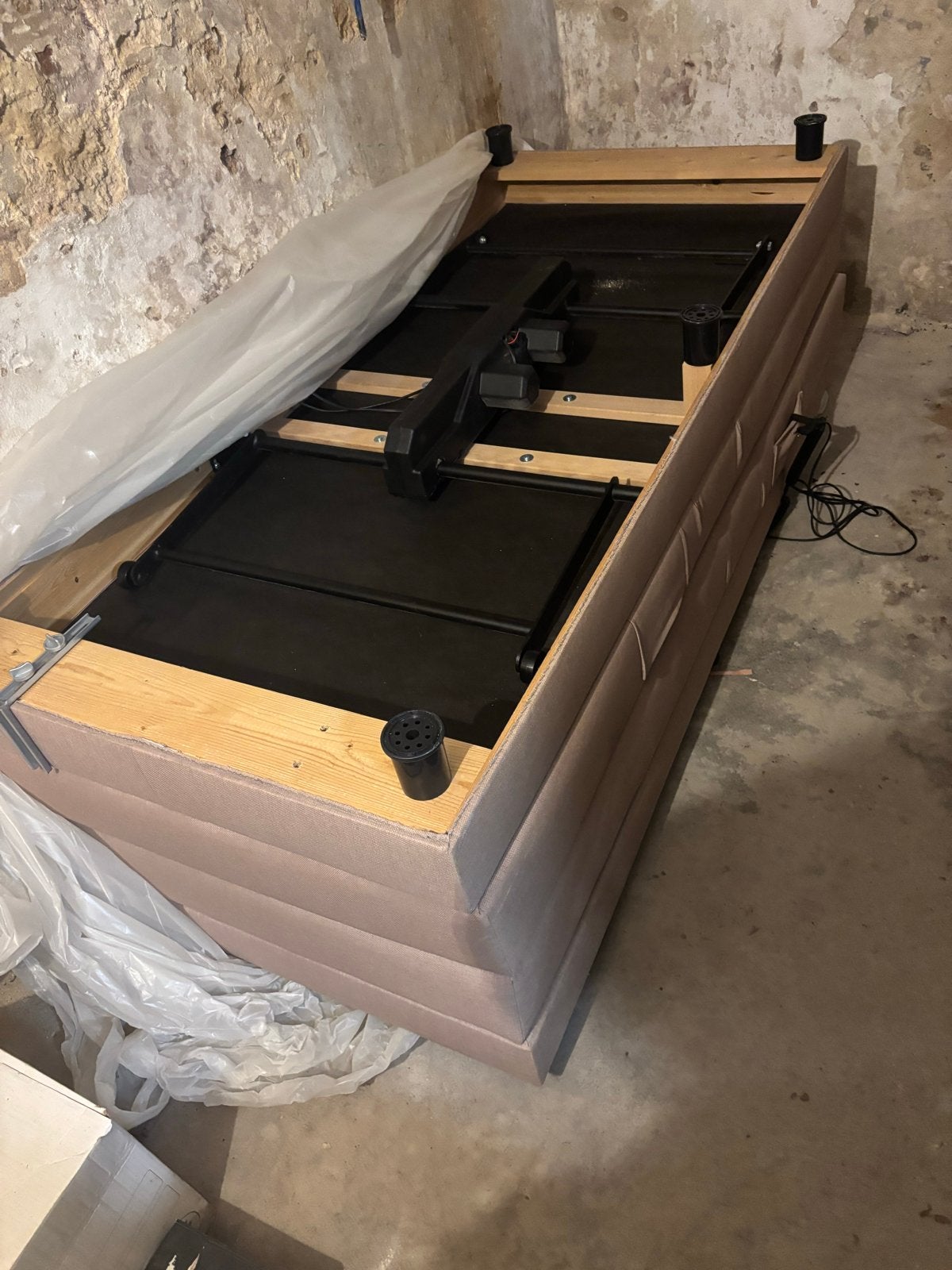 Elektrisch onderstel bed 180 cm (2x90) met afstandsbediening, Ophalen, Beige, Tweepersoons, 180 cm
