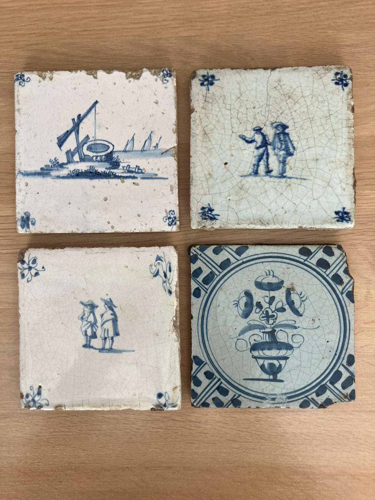 Vier antieke Delfts Blauwe wandtegels, Ophalen of Verzenden