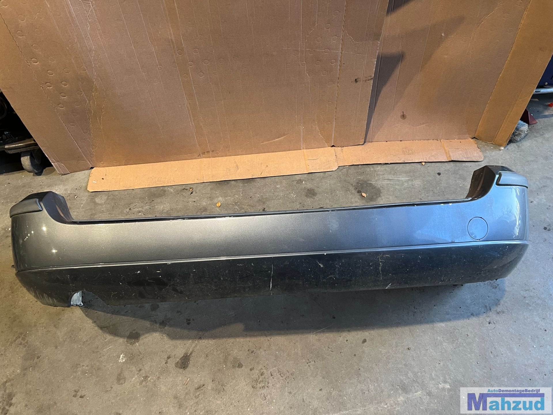 FORD FOCUS 1 Grijs K1 station achterbumper 1998-2004, Gebruikt, Info@ford.com, Ophalen of Verzenden, Ford