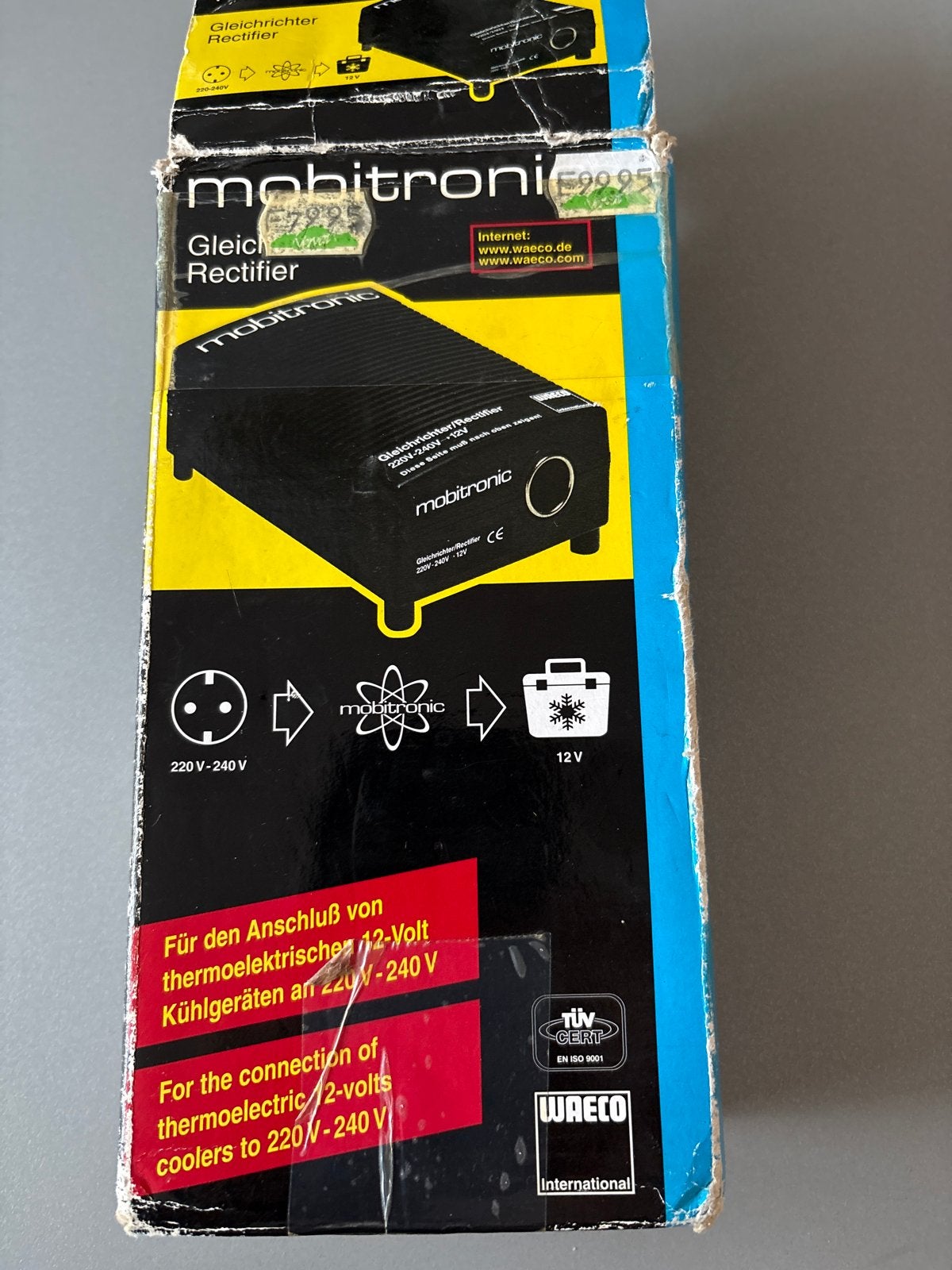 Mobitronic omvormer 220V-240V -> 12V, Caravans en Kamperen, Koelboxen, Gebruikt, Koel-accessoire, Ophalen