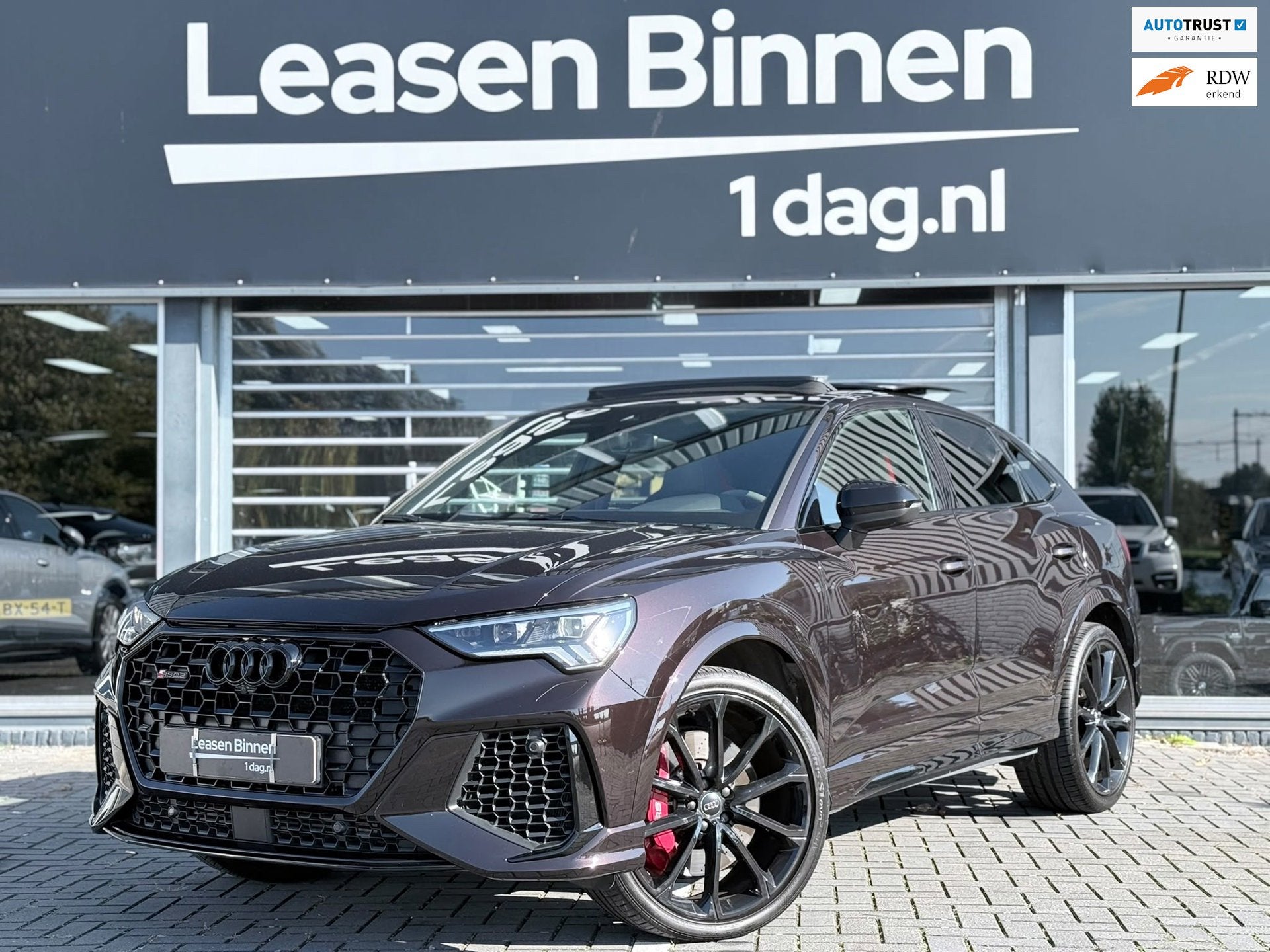 Audi RSQ3 Sportback TFSI RS Alcantara|RS stoelen|B&O|360|Bli, Auto's, Automaat, Dealer onderhouden, Bluetooth, 1675 kg
