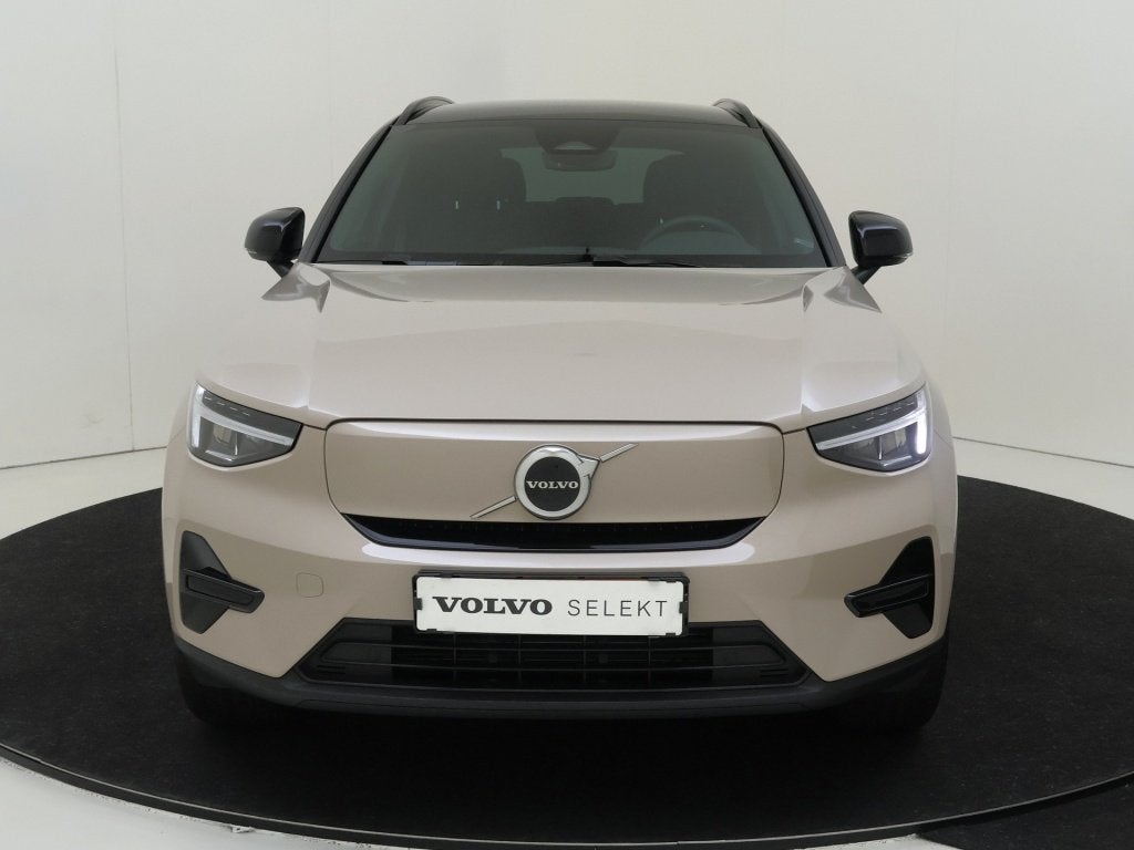 Volvo EX40 Extended Plus 82 kWh | 20 inch | Stoel-/Stuurverw, Auto's, Volvo, 12 maanden, 82 kWh, Beige, 1975 kg