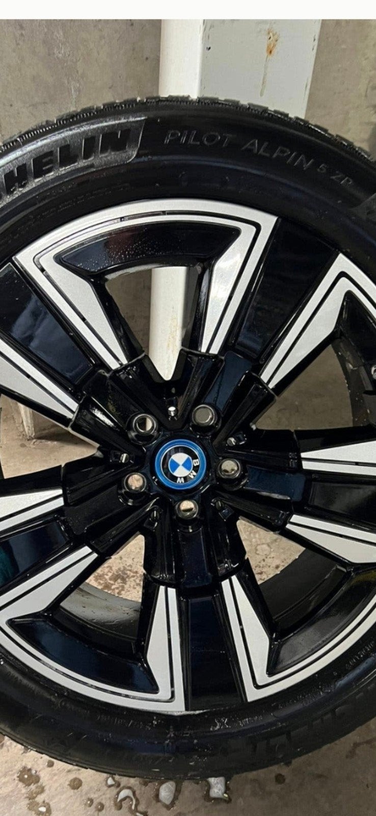 BMW IX3 19 inch winterset michelin banden, Banden en Velgen, Winterbanden, Personenwagen, Ophalen