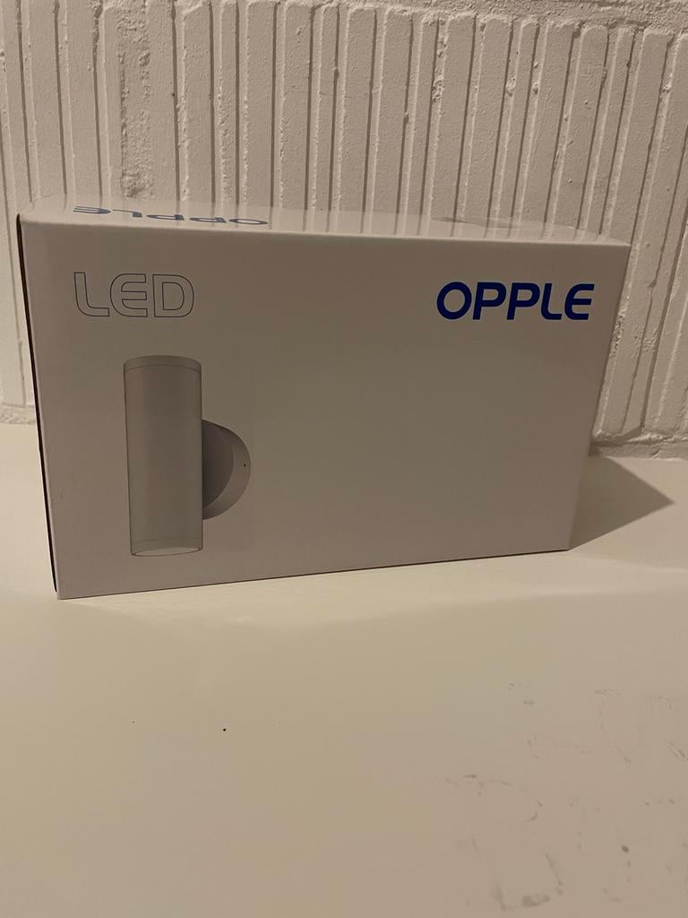 Opple LED Wandlamp, Ophalen of Verzenden, Zo goed als nieuw, Metaal, Modern