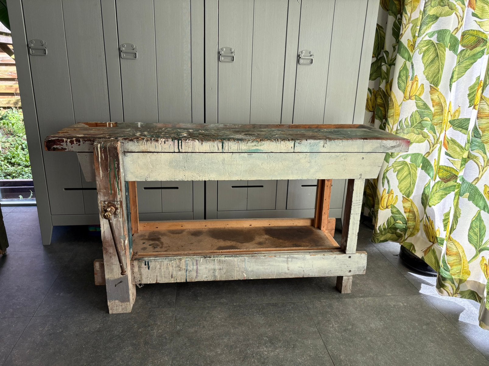 Vintage Werkbank met Bankschroef - Robuust en Karaktervol, Antiek en Kunst, Ophalen