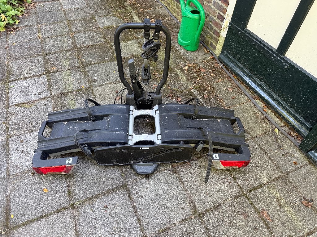 Fietsendrager Thule easyfold XT 933, Auto diversen, Fietsendragers, Ophalen, Gebruikt, 2 fietsen, Trekhaakdrager