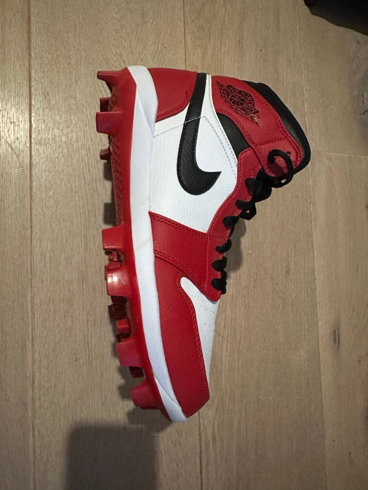 Jordan 1 Chicago Baseball Cleats -EU 42,5 (condition 9,8/10), Ophalen of Verzenden, Zo goed als nieuw, Honkbal, Schoenen