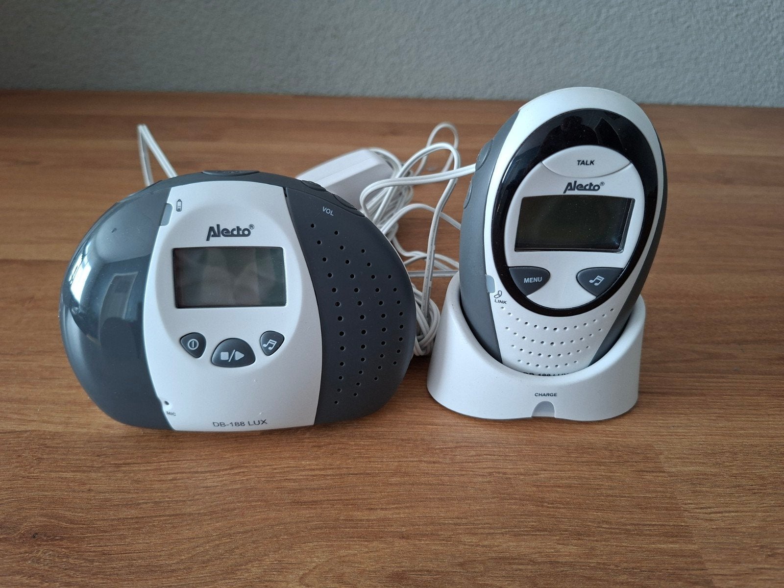 Alecto DB-188 LUX Babyfoon met Terugspreekfunctie, Ophalen of Verzenden, Zo goed als nieuw, 250 meter of meer, Digitaal
