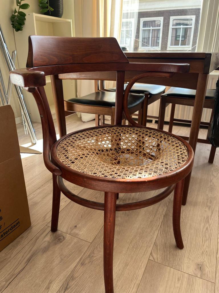 Vintage Thonet stoel met rotan zitting (repareren), Ophalen