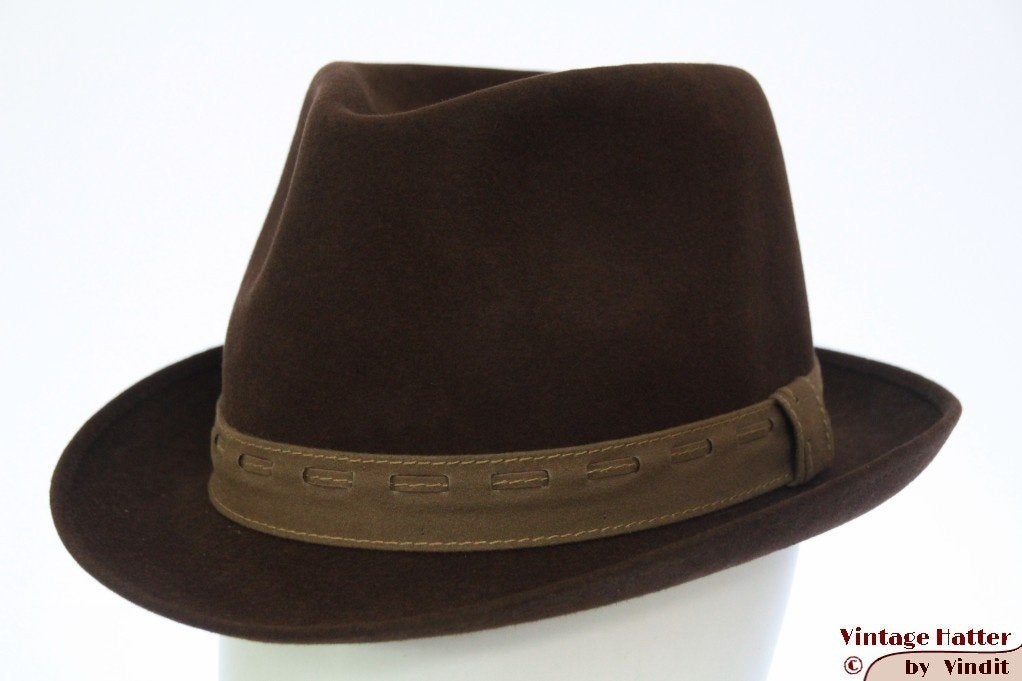 Vintage Gleufhoed Mayser donker bruin vilt 57, Ophalen of Verzenden, 57 cm (M, 7⅛ inch) of minder, Gedragen, Hoed