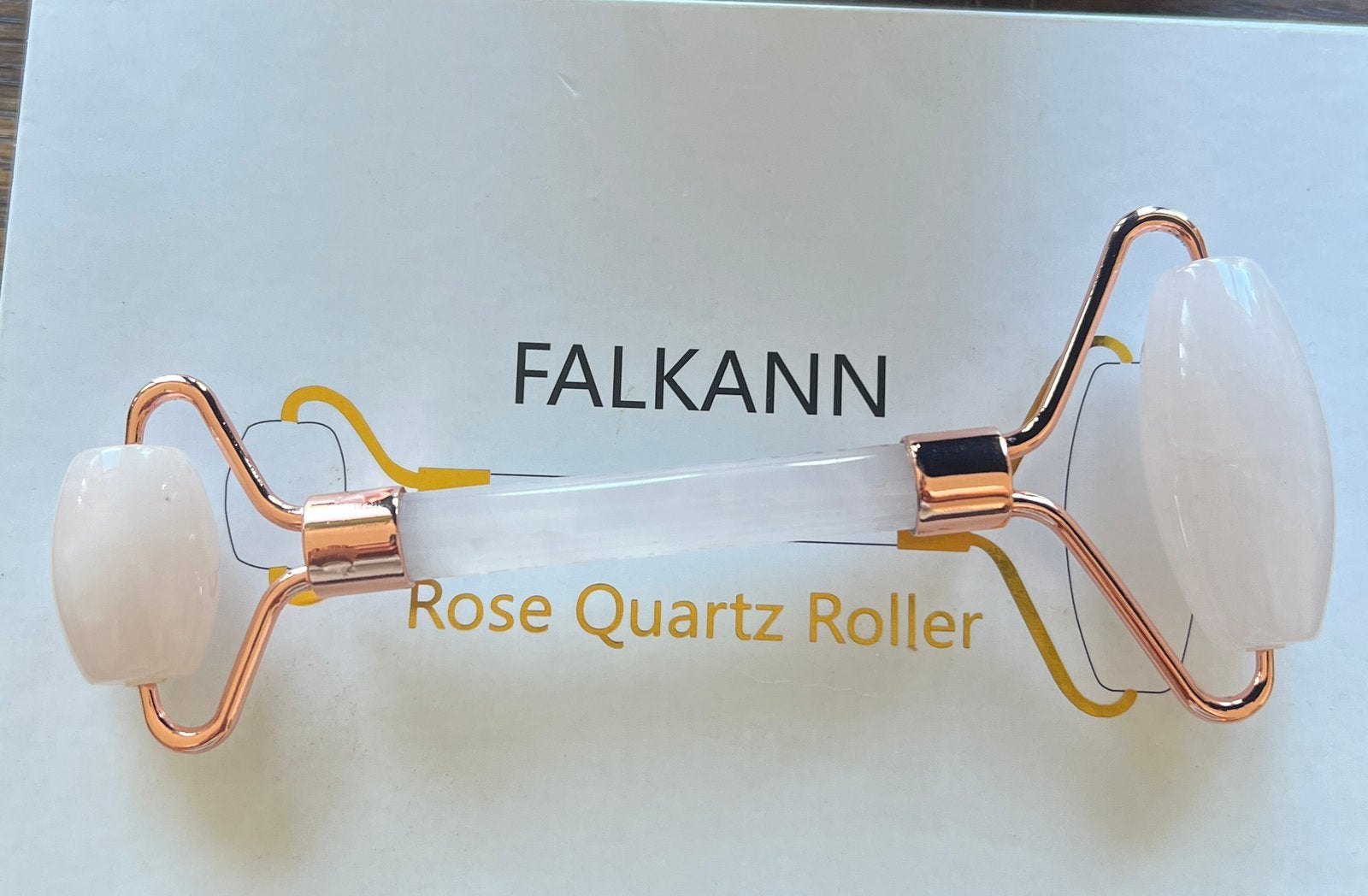 Rose Quartz roller Falkann, Ophalen, Zo goed als nieuw, Gehele gezicht