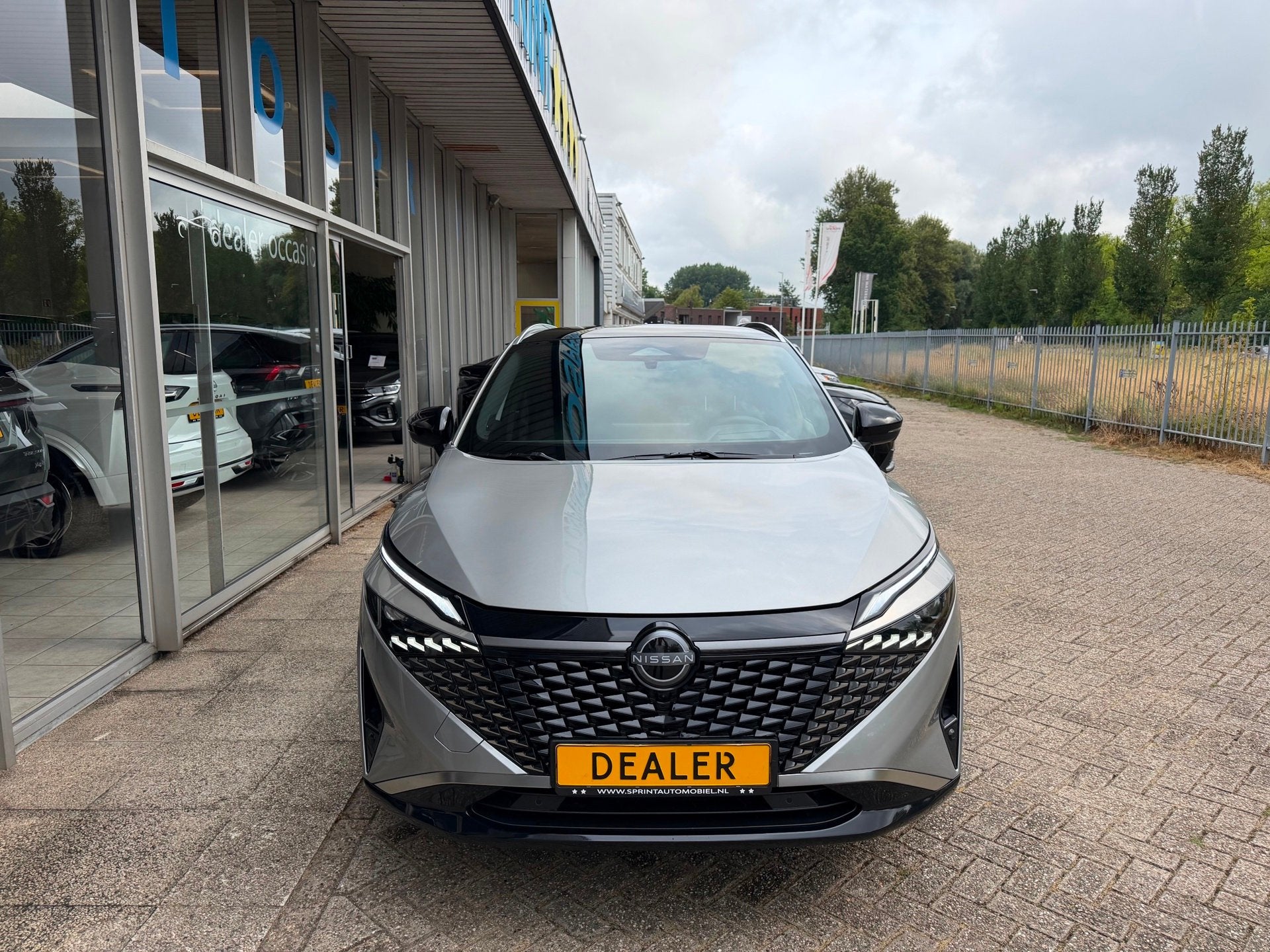 Nissan Qashqai 1.3 MHEV Xtronic Tekna Plus 158PK /PANORAMADA, Gebruikt, Zwart, 4 cilinders, Bedrijf