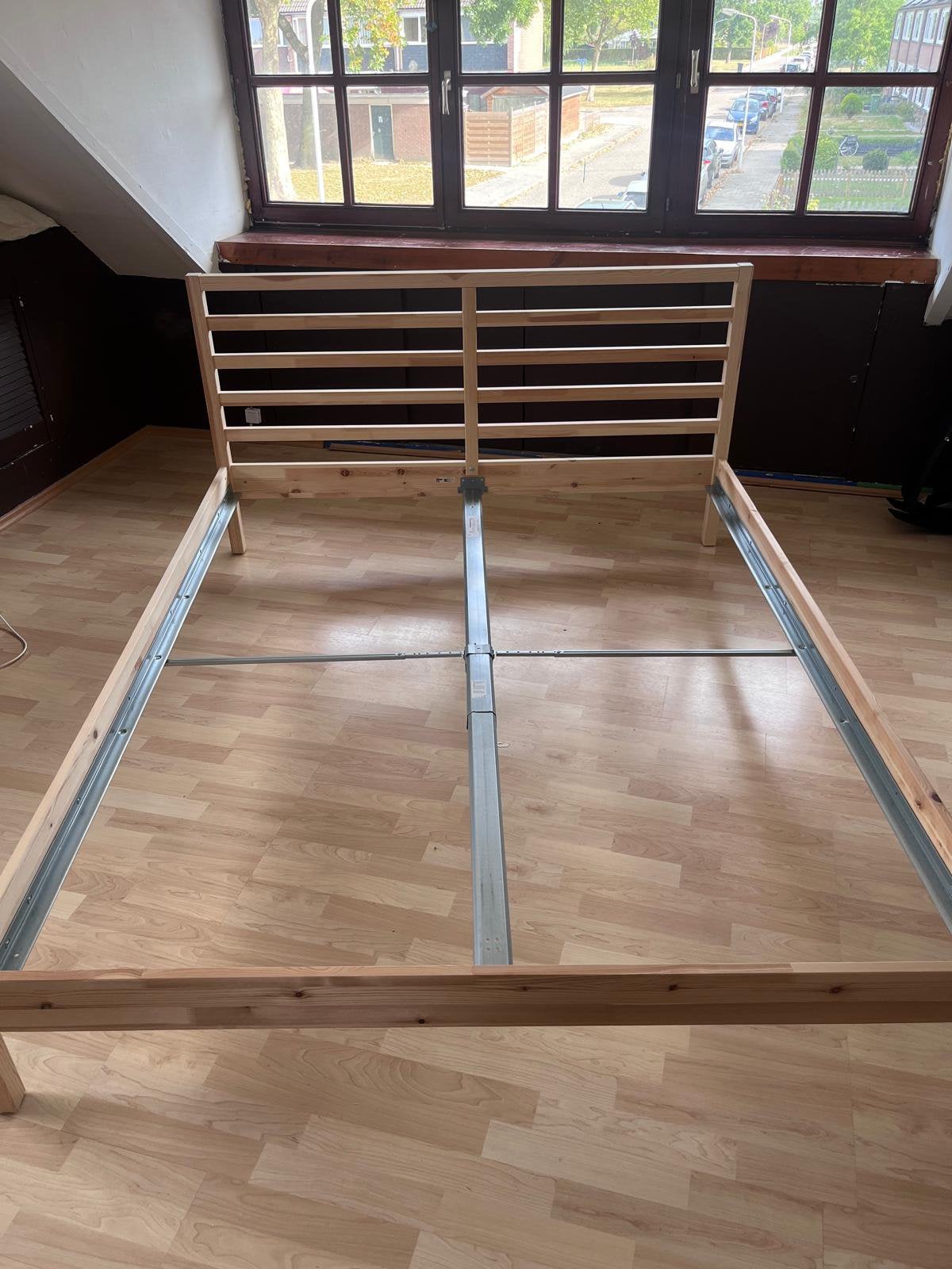 Ikea Tarva Bedframe 160x200cm, Ophalen, Tweepersoons, Zo goed als nieuw, 200 cm