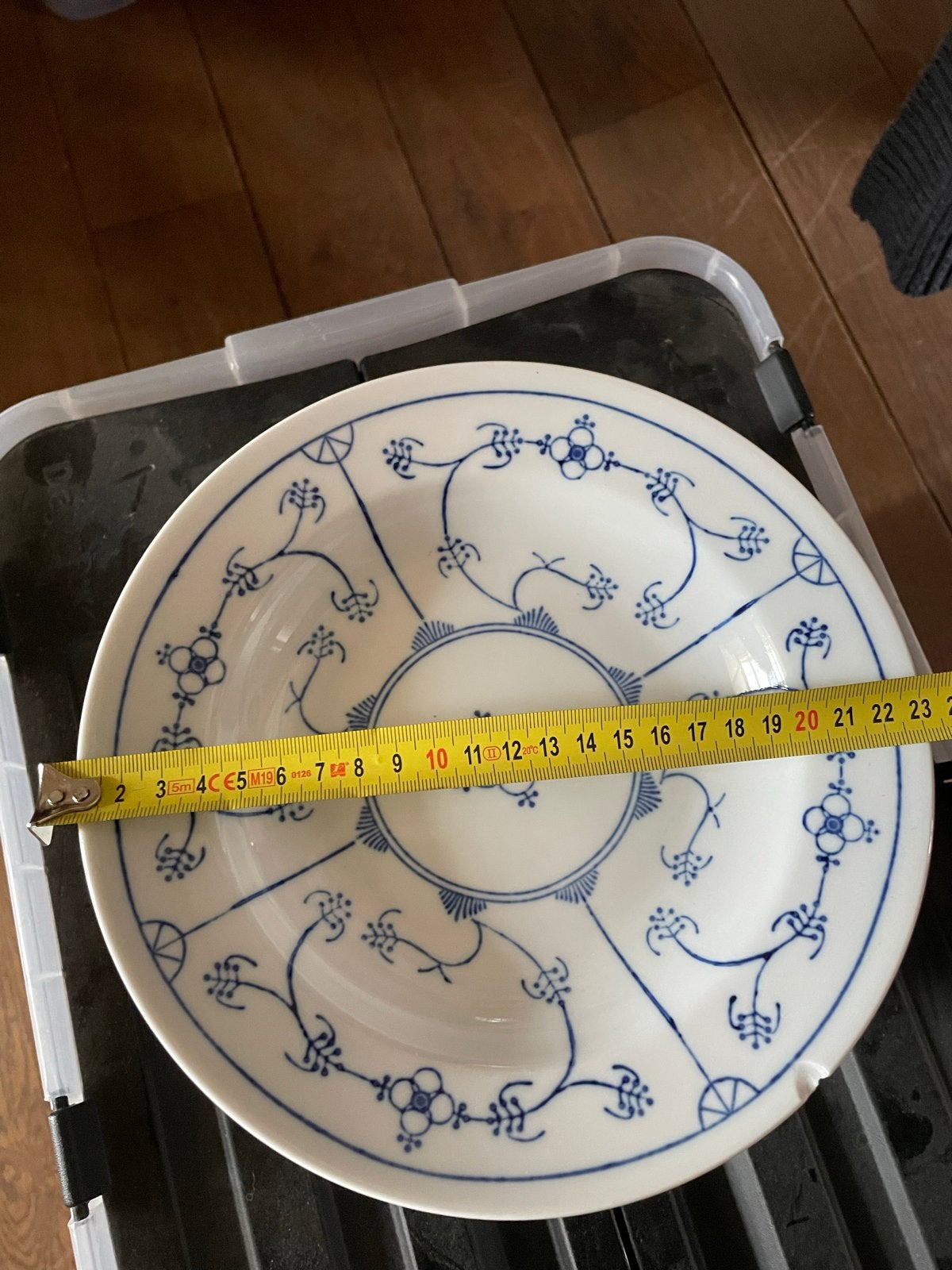 12 Soepborden Blau Saks Servies (1 met chipje), Antiek en Kunst, Ophalen