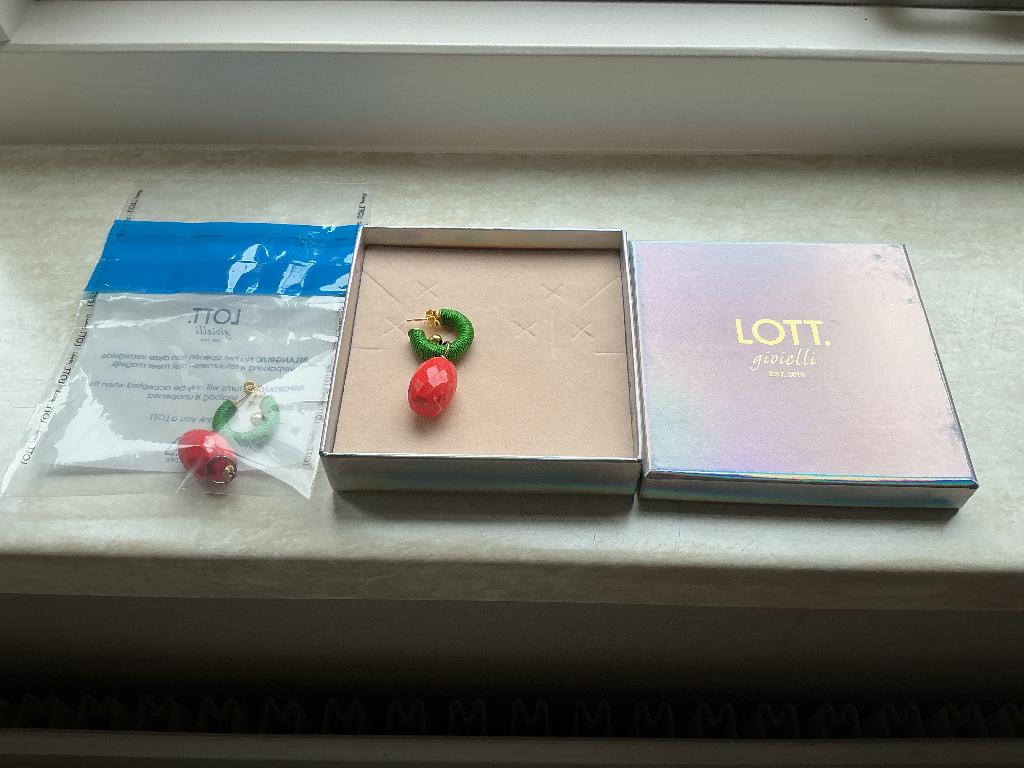 Lott oorbellen NIEUW!, Overige materialen, Hangers, Verzenden, Nieuw