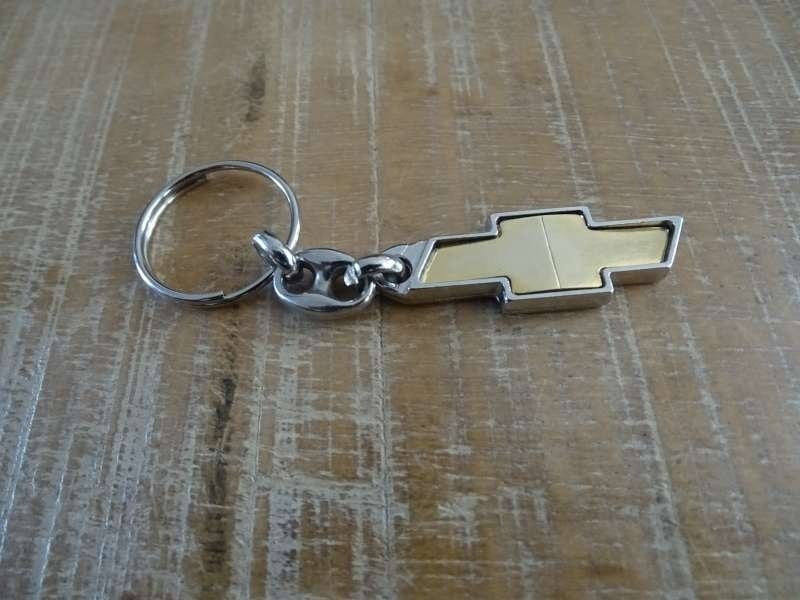 Chevrolet - Sleutelhanger - Merk Logo Hanger - Metaal, Verzenden, Zo goed als nieuw, Auto's