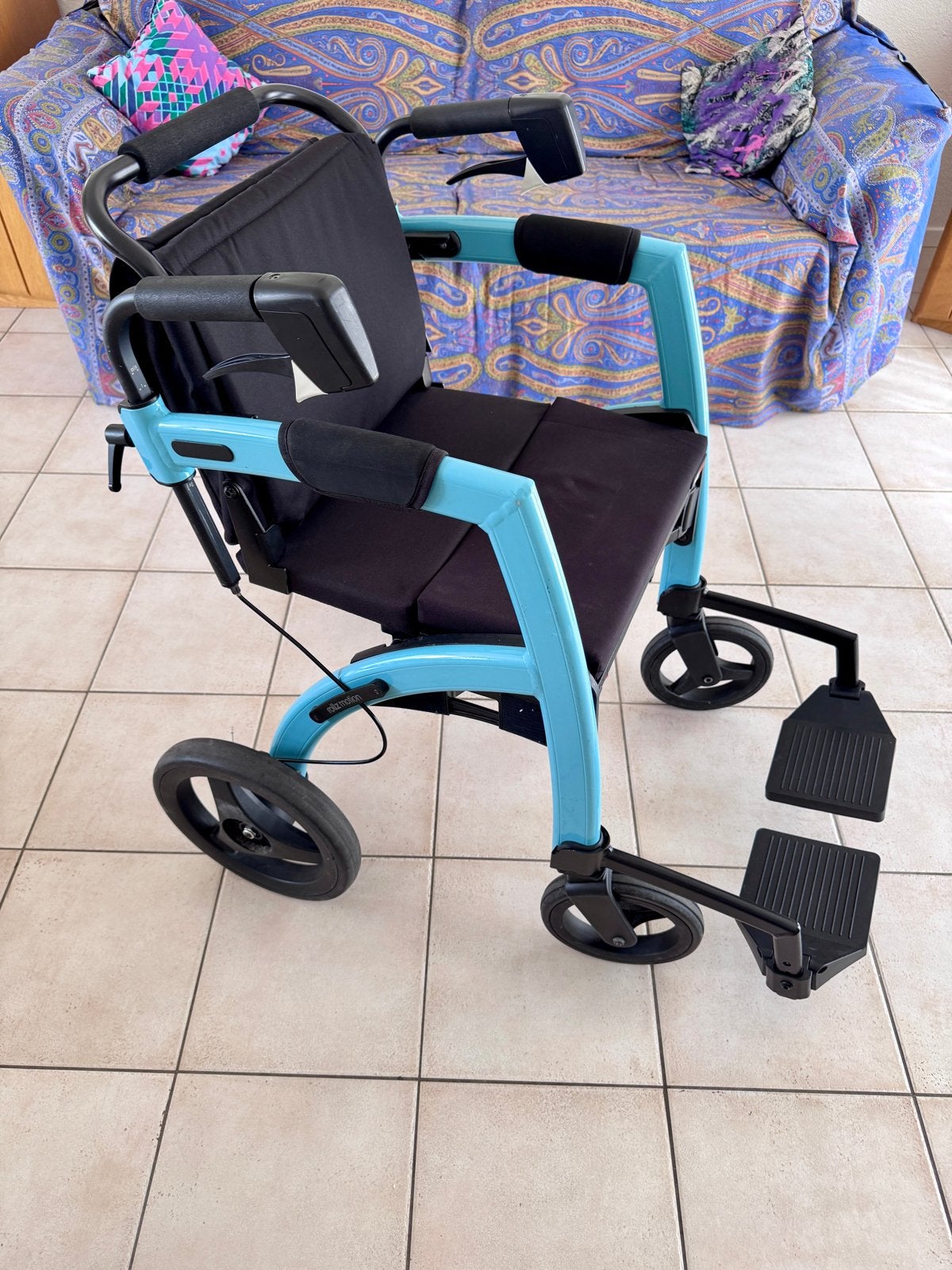 Rollator en Rolstoel in één Rollz Motion, Diversen, Rolstoelen, Ophalen, Inklapbaar, Zo goed als nieuw, Duwrolstoel