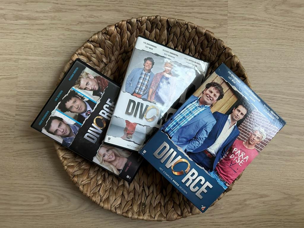 Dvd boxen Divorce seizoen 1 t/m 3, Vanaf 12 jaar, Ophalen of Verzenden, Zo goed als nieuw, Drama