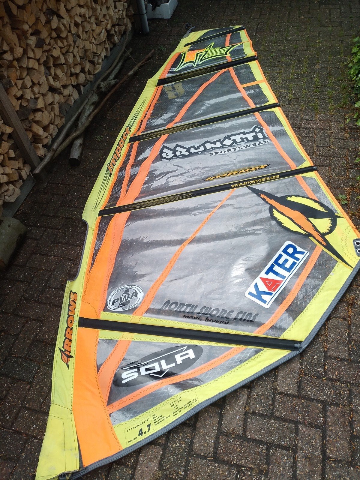 Surfzeil Arrows Impact 4.7, Watersport en Boten, Windsurfen, Gebruikt, 3.5 tot 5 m², Ophalen of Verzenden, Arrows