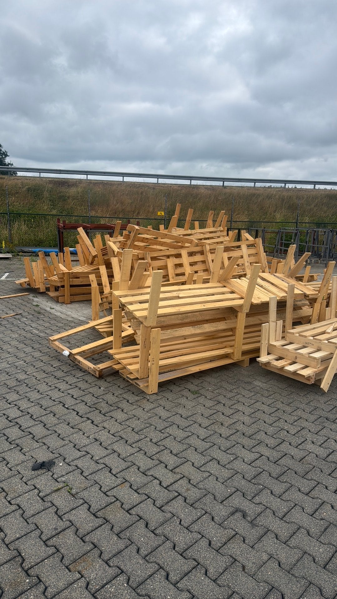 Gratis ophalen hout pallets restanten in venlo, Ophalen, Gebruikt, 250 cm of meer, Planken