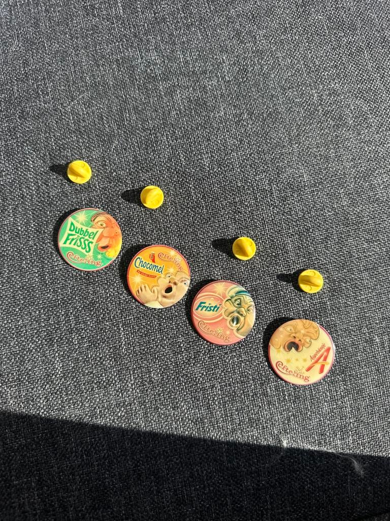 Efteling Holle Bolle Gijs Pins - Dubbel Friss, Chocomel, Fri, Verzamelen, Efteling, Ophalen of Verzenden, Gebruikt, Button of Speldje