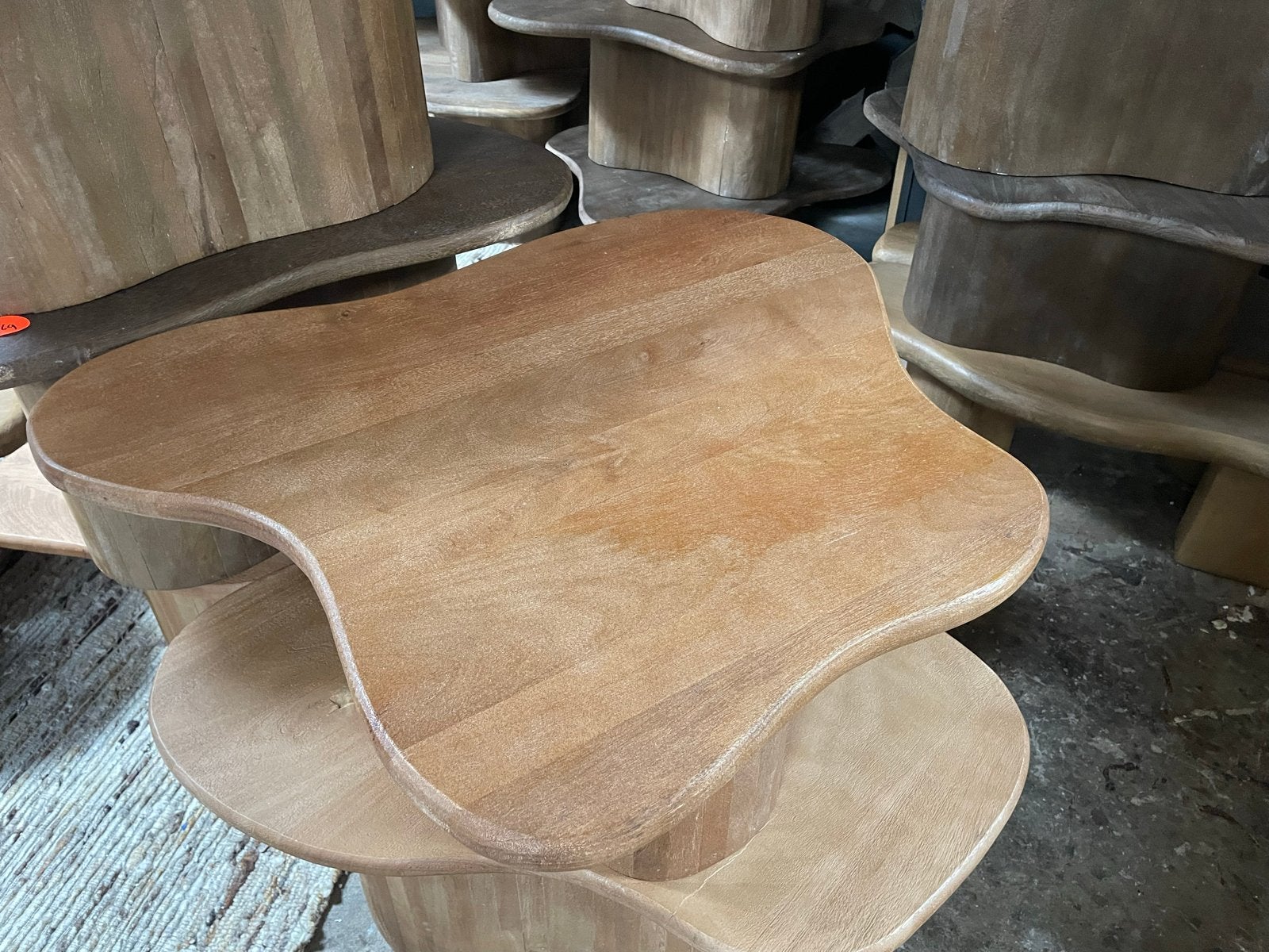 Salontafels bijzettafels massief mangohout organische vorm, Ophalen, Minder dan 45 cm, Nieuw, 55 tot 75 cm