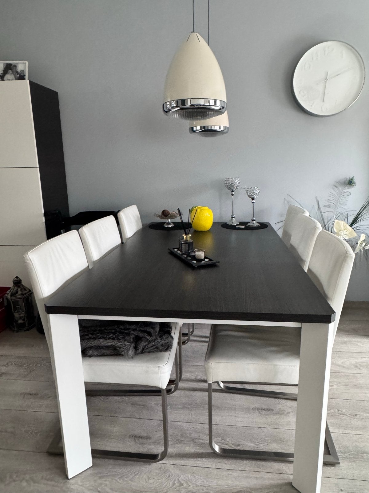 Moderne eettafel met 6 stoelen - Zo goed als nieuw, Huis en Inrichting, Ophalen, 50 tot 100 cm, Zo goed als nieuw, Vijf personen of meer