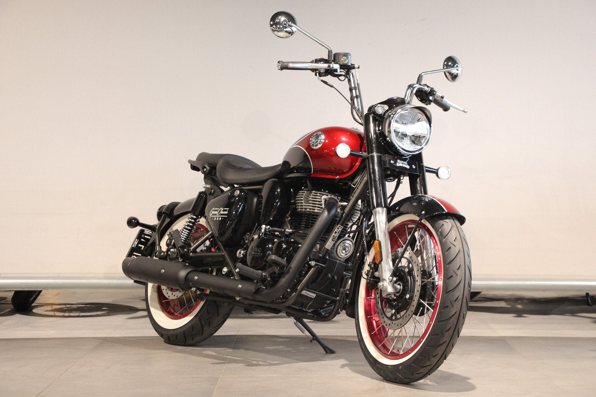 Royal-Enfield CLASSIC 350 (bj 2026), Lorentzlaan 14
3401 MX  IJSSELSTEIN UT, Nieuw, Bedrijf, Overig