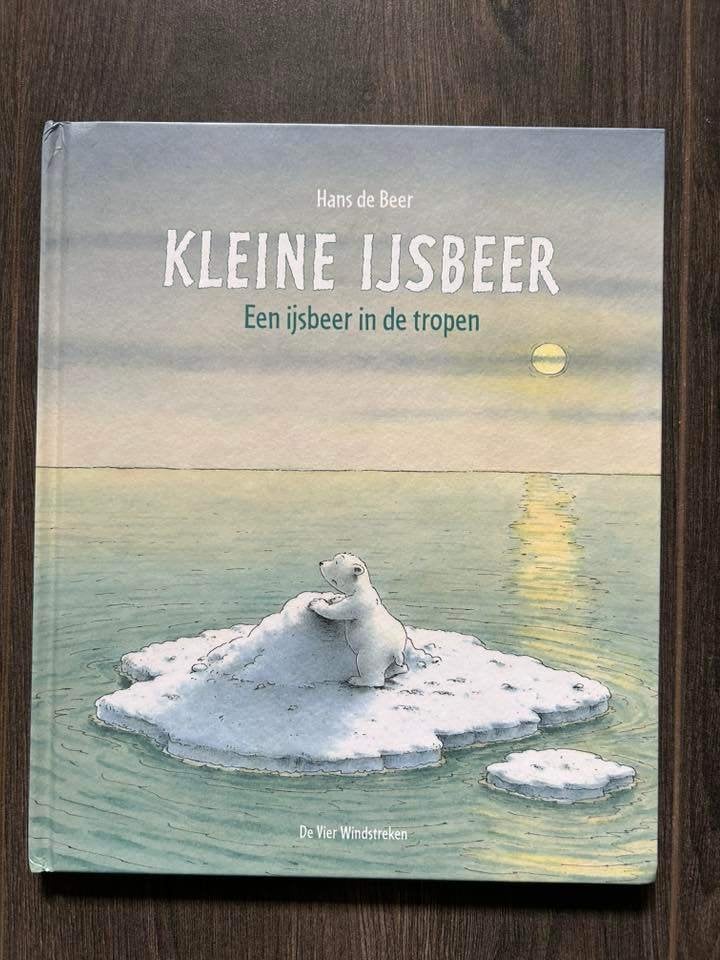 Kleine IJsbeer - in de tropen De Vier Windstreken, Boeken, Ophalen of Verzenden, Nieuw, Fictie algemeen, Voorleesboek