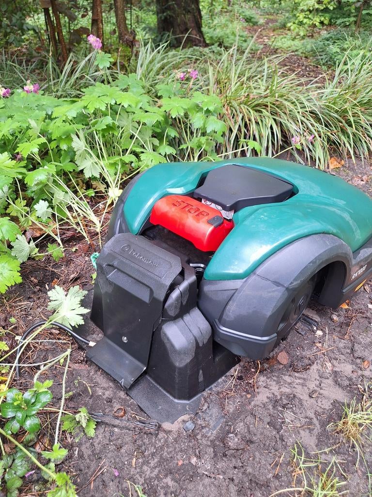 Robomow RK1000 Robotmaaier - Compleet met accessoires, Tuin en Terras, Ophalen, Gebruikt, Meer dan 25 cm, Robomow